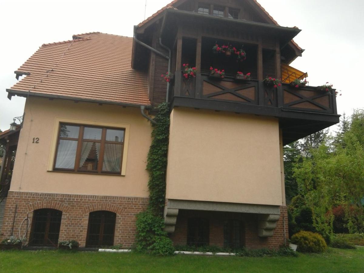 Pokoje Goscinne Sobieszow Jelenia Gora Exterior photo